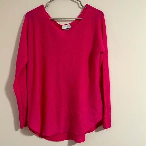 14th and Union 100% cashmere Barbie fuchsia pink sweater boyfriend style - Picture 1 of 4